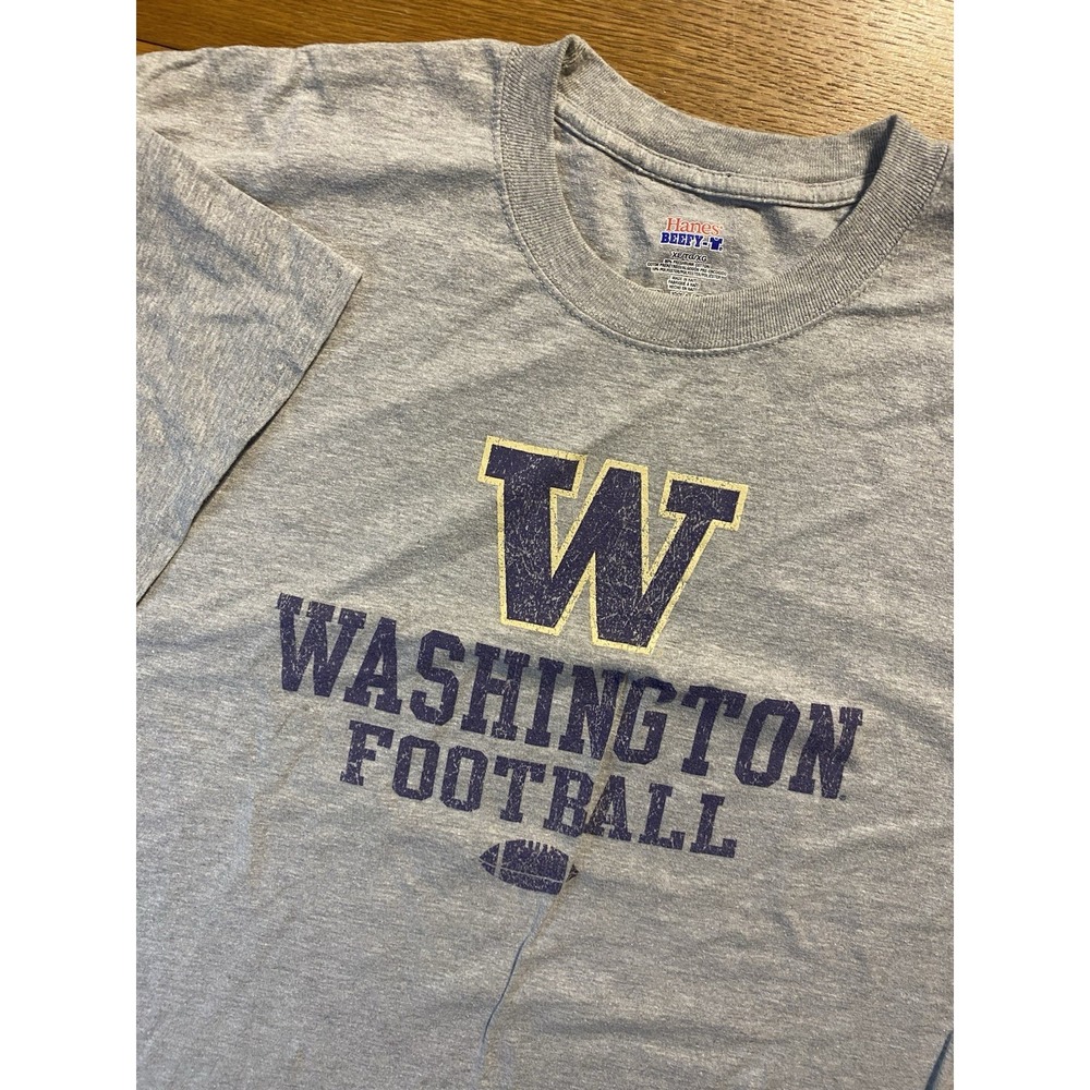University‎ of Washington Football Hanes Beefy T-shirt Gray S/S "W" Purple Logo
